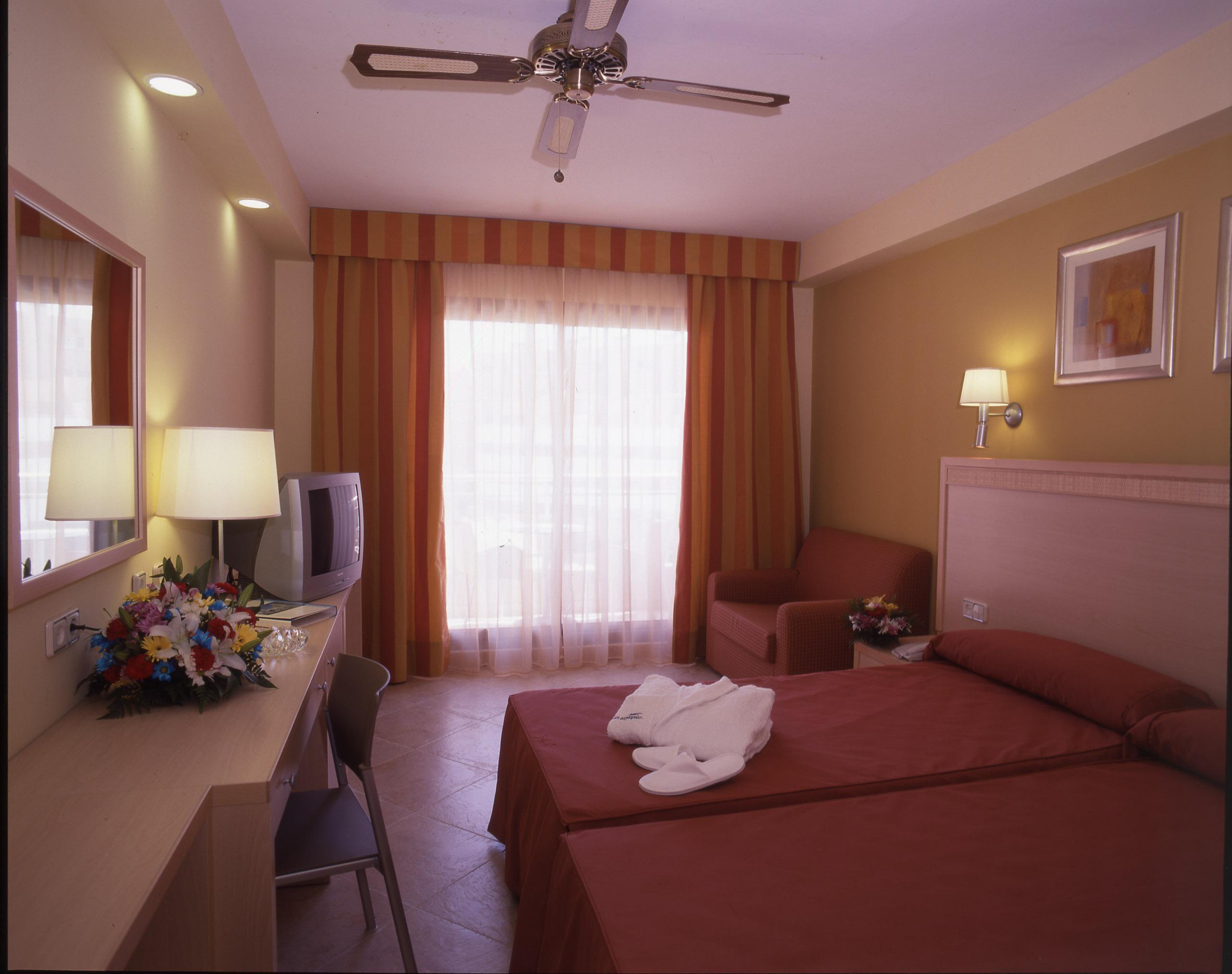 Fenix Family By Alegria Hotel Roquetas de Mar Exterior photo