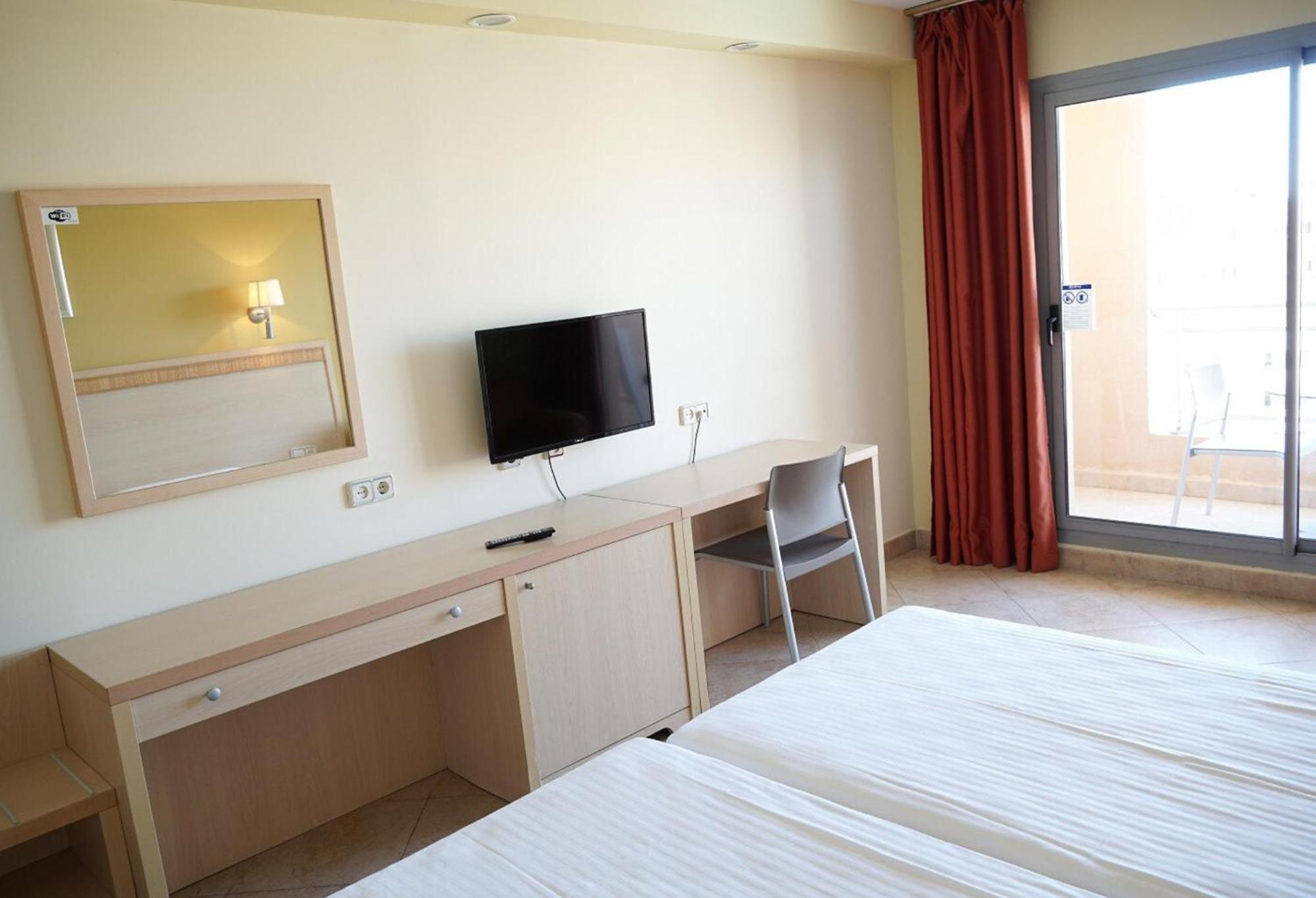Fenix Family By Alegria Hotel Roquetas de Mar Exterior photo