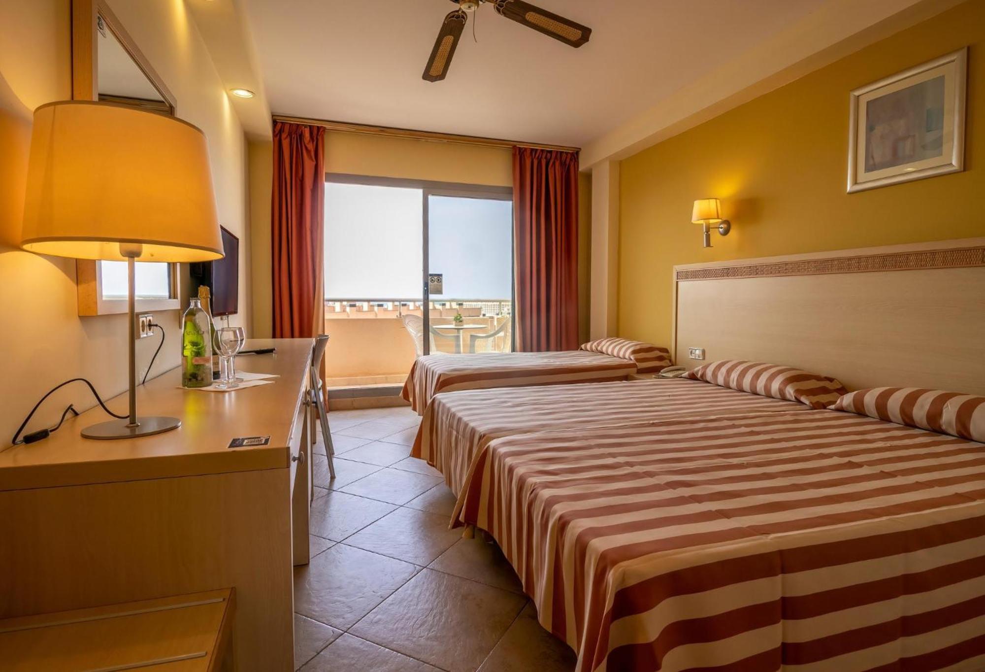 Fenix Family By Alegria Hotel Roquetas de Mar Exterior photo